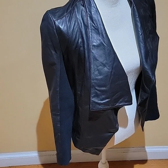 TROYVE JACKET